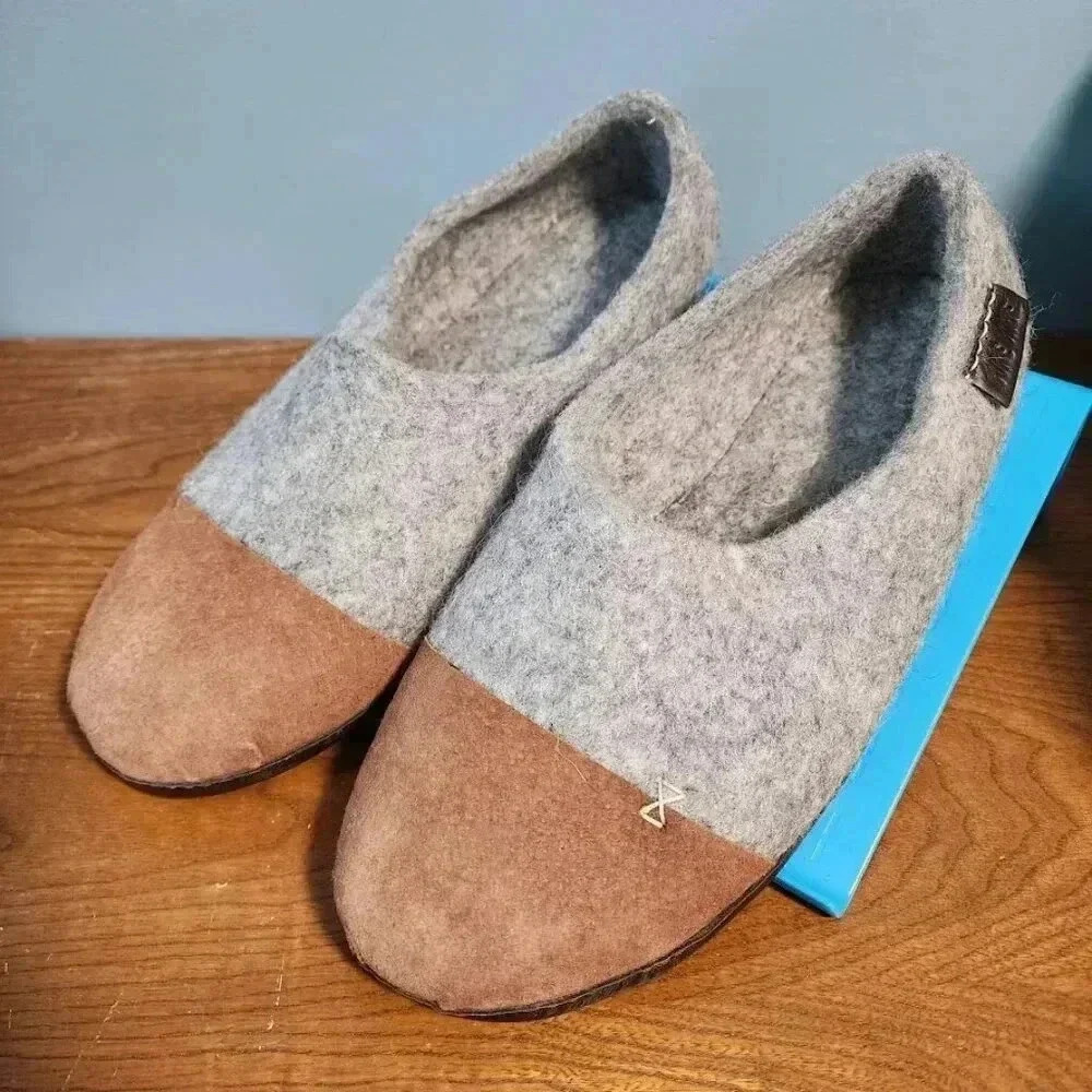 NWOT Bure Bure Felted Wool Beige WOOCAPS for Men, Slippers, Sz. 11.5-12 - Picture 1 of 7